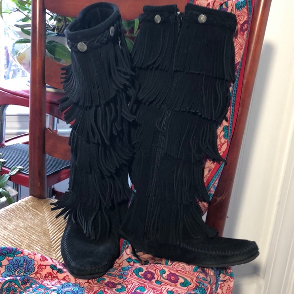 Minnetonka Shoes - Minnetonka Tall Fringe Boots Black Suede Size 6